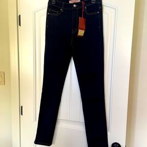 Judy Blue  dark blue Jeans skinny size 9 stretchy jeans NWT